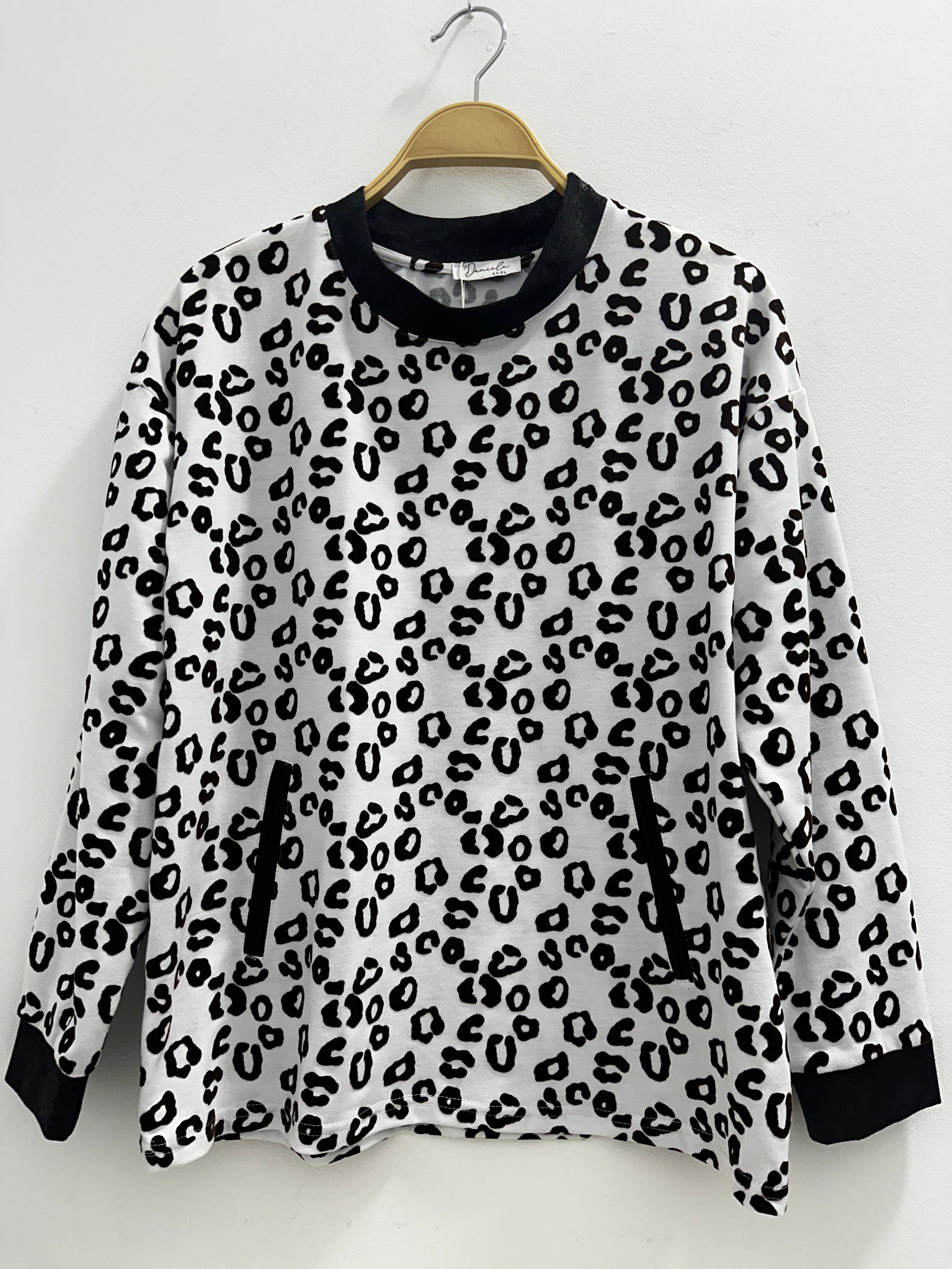 Sudadera fina cuello redondo